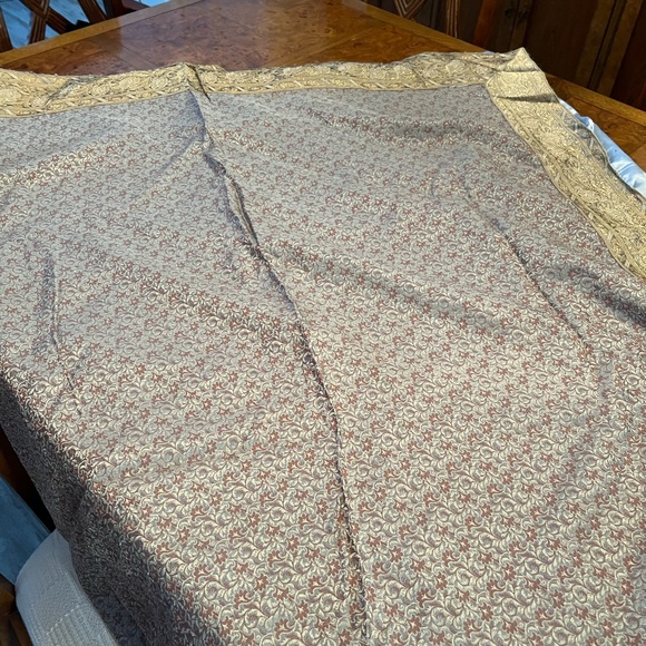 King Size Duvet cover-two rectangle  pillow covers,two square pillow cover - Picture 2 of 5